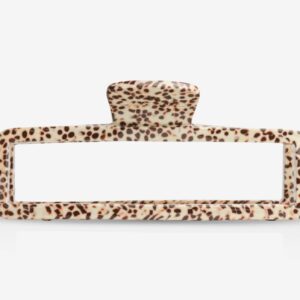 Dimensions: 11 x 4.5 x 4.5 cm