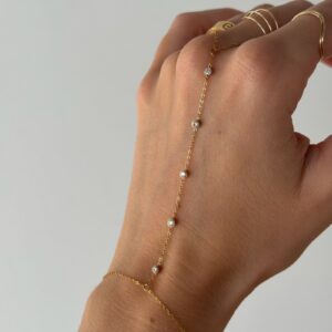 chaine-de-main-diamant