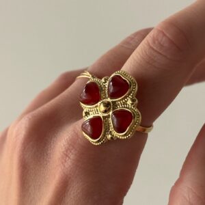 bague-trefle-rouge