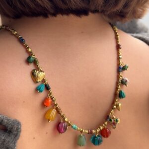 collier-breloque-colore