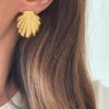 boucle-coquillage-dore-ocean-plage