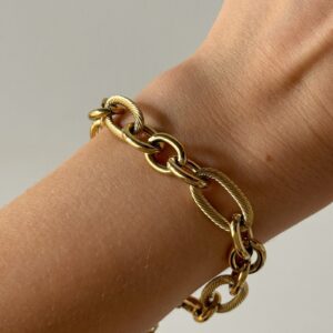 bracelet-chaine-maille-dore