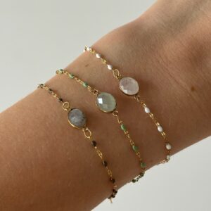 bracelet-fin-pierre-colore