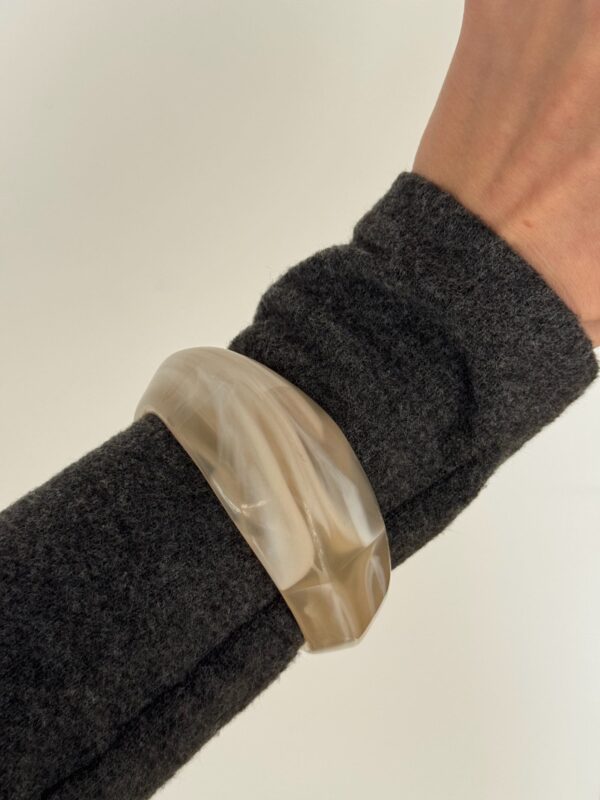 jonc-beige-resine