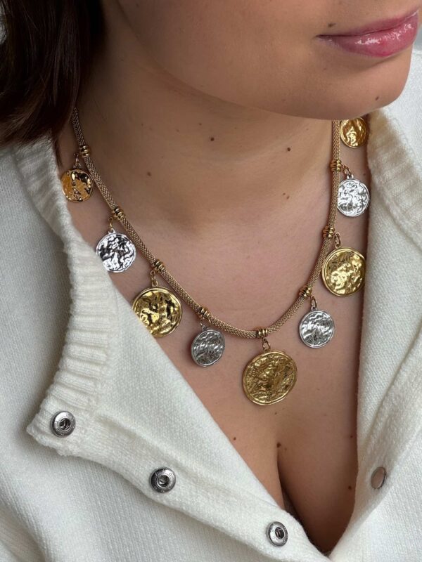 collier-breloques-mix-dore-argente