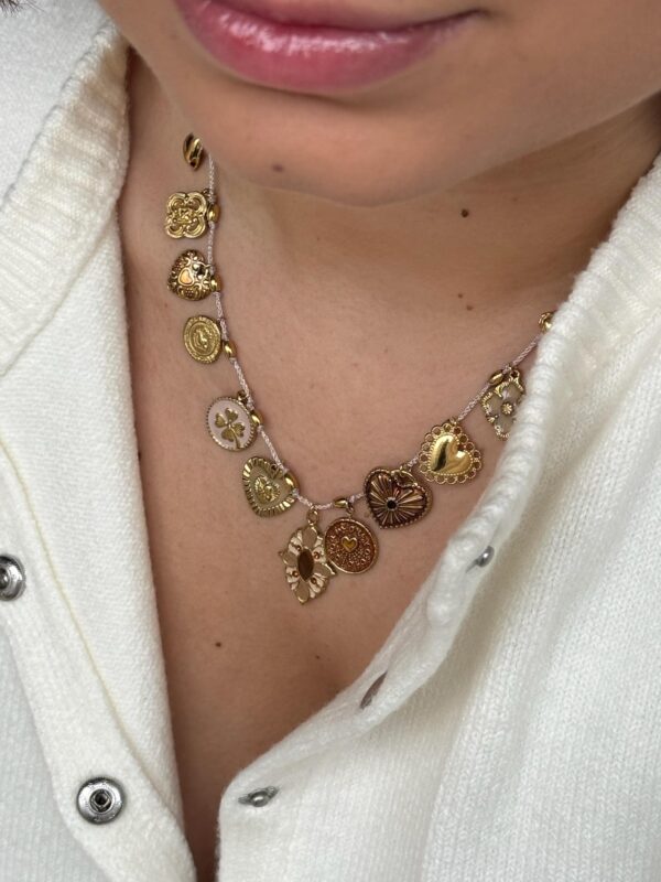 collier-breloques-vintage