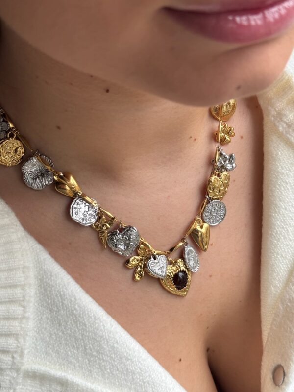 collier-breloques-mix-dore-argent