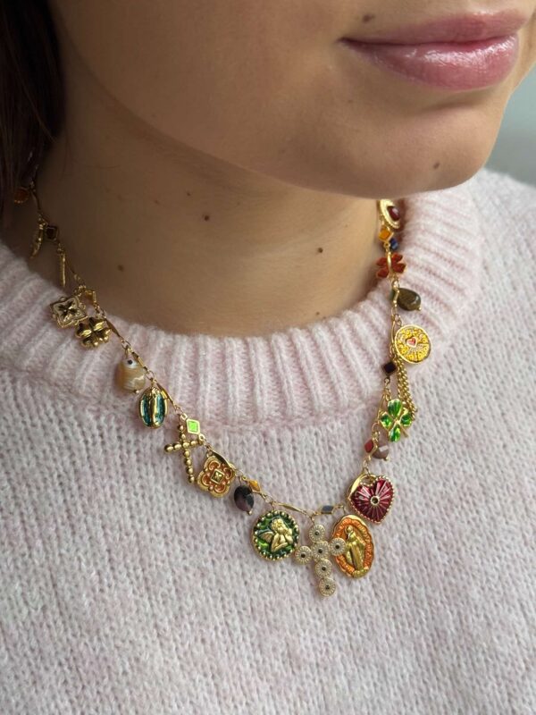 collier-breloque-coeur-croix