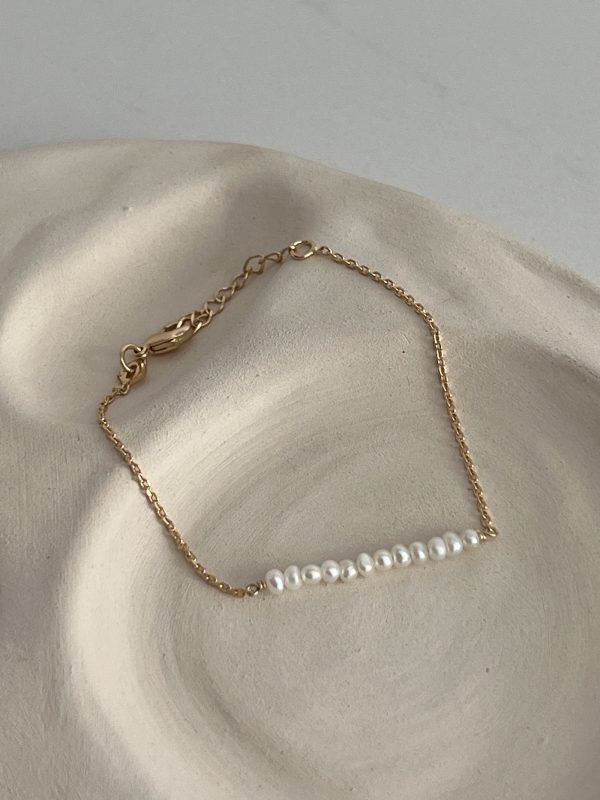 bracelet-perles-eau-douce-plaqué-or