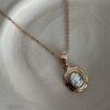 collier-plaque-or-vintage-camée