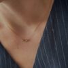 collier-chaine-fine-bille-plaque-or