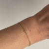 bracelet-croix-porté