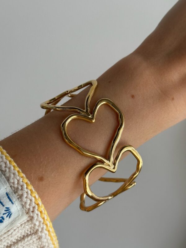 jonc-reglable-coeur-ferme