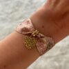 Bracelet-coeur-tissu-rose-léopard