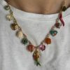 Collier-breloque-poisson-colore-piment