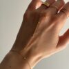 chaine-main-dore-fine-acier-inoxydable