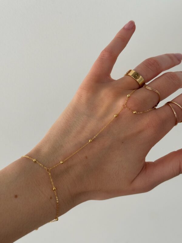 chaine-main-dore-fine-acier-inoxydable